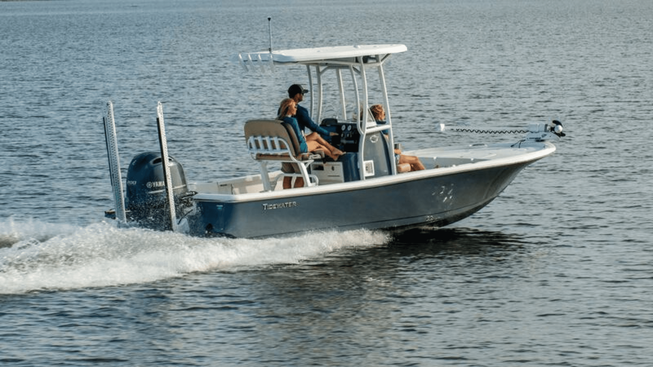 The 2024 Tidewater 2210 Carolina Bay near Crystal River, FL at Miller's Marine